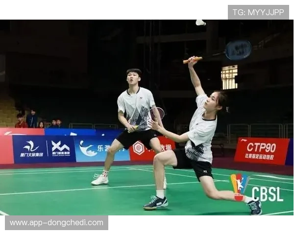 江苏羽超孙文骏-黄荻男双险胜王昶-陈旭君,比分均15-13